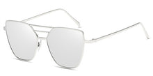 Load image into Gallery viewer, New Fashion Women Sunglasses Classic